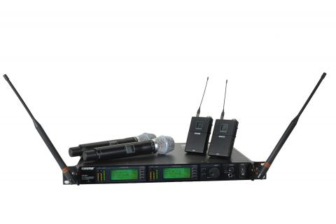 Shure UR4D UR1 UR2 Wireless Microphone System with Beltpack and